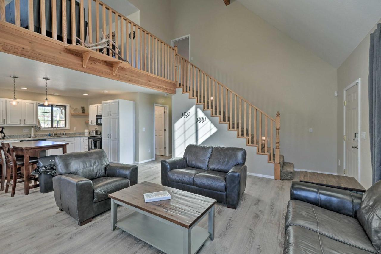 Family Home In Flagstaff With Surrounding Mtn Views! エクステリア 写真