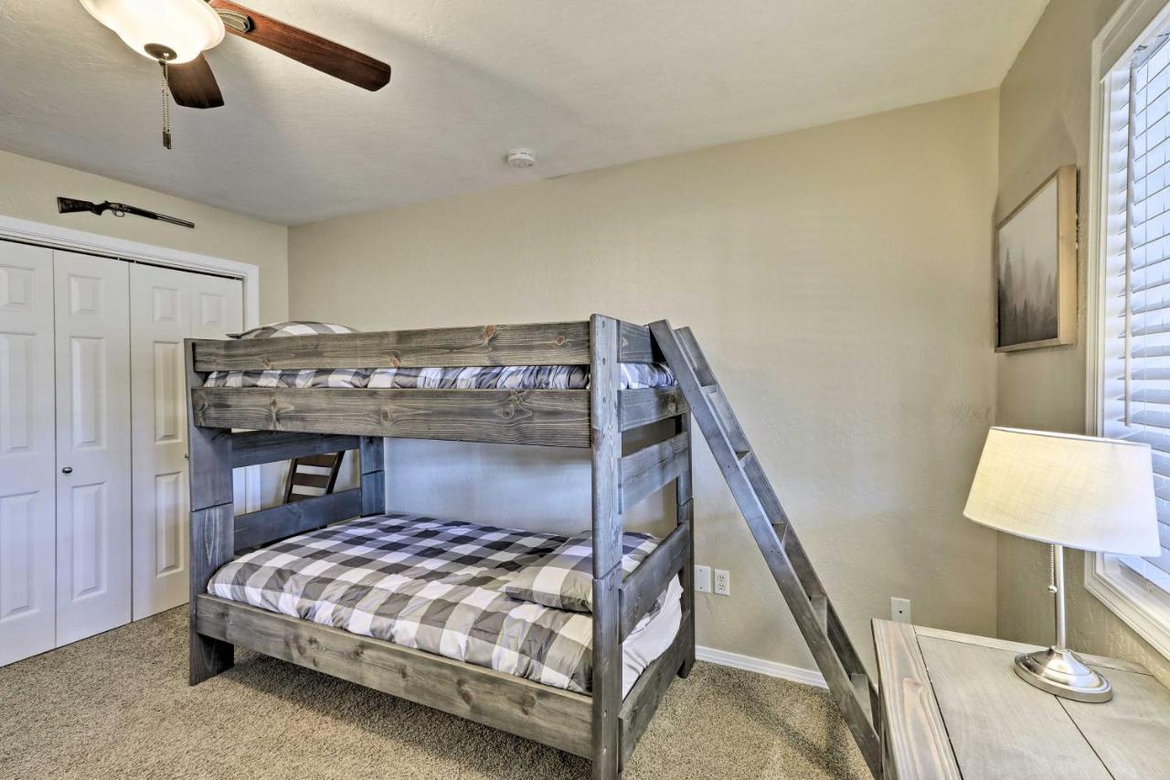 Family Home In Flagstaff With Surrounding Mtn Views! エクステリア 写真